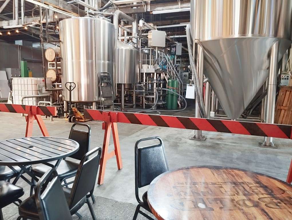 Bold City Brewery Jacksonville Florida - Outdoor Seats and Onsite Brewing