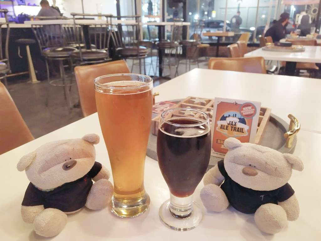 Hyperion Brewing Company Kronos Imperial IPA 和 Phoebe's PB Porter 各 8 美元