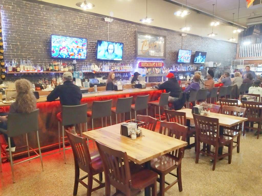 Inside Crispy's Springfield Gallery for Jacksonville Pizzas