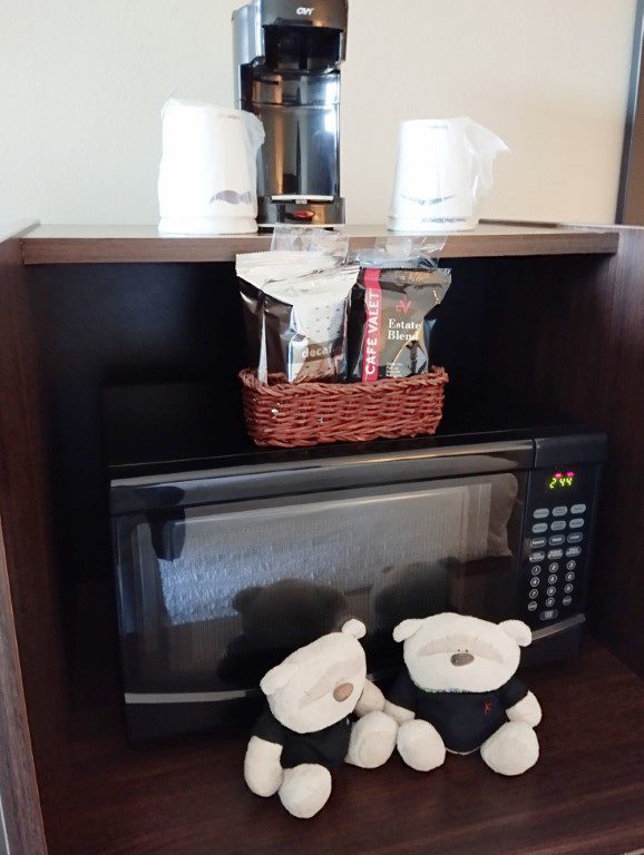 Hampton Inn & Suites Charlotte Arrowood Road Review - Coffee / Tea Amenity with Microwave