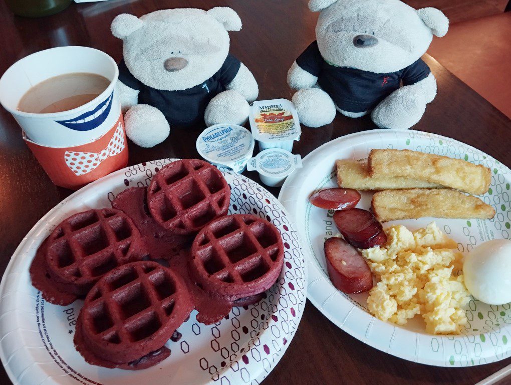 Breakfast at Hampton Inn & Suites Charlotte Arrowood Road