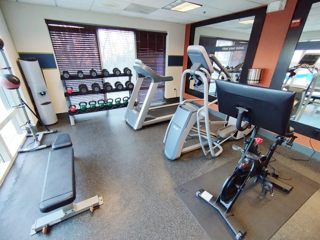 Hampton Inn & Suites Charlotte Arrowood Road - Gym / Fitness Center