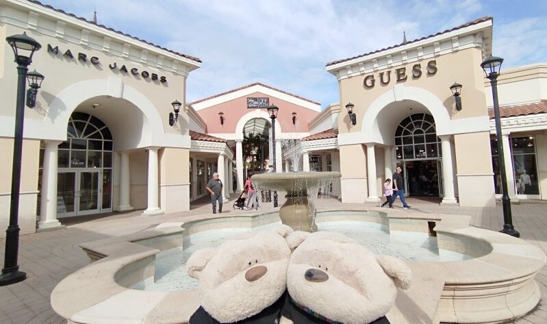 2bearbear at Orlando Premium Outlets