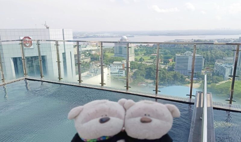 2bearbear at Holiday Inn Johor Bahru City Centre Roof Top Swimming Pool