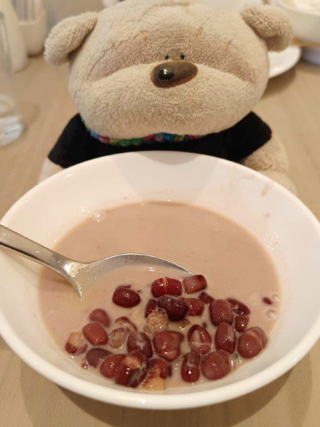 Holiday Inn Johor Bahru Dine@Eight Dinner Buffet (2bearbear Review) - Red Bean Soup