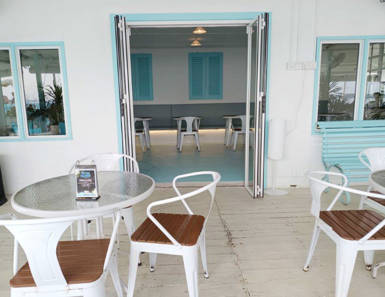 Air-conditioned area at the end of the restaurant at Hidden Garden by the Sea