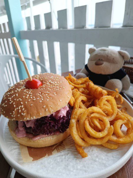 Hidden Garden by the Sea Review - Aus Beef Burger (35RM)