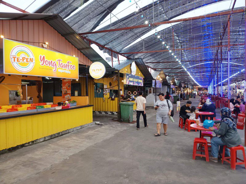 Inside Uptown Ipoh Night Market